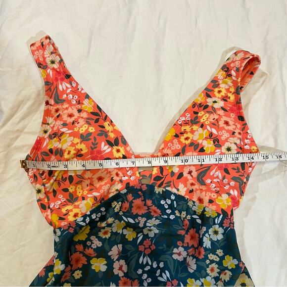 Palisades Beach Club NWT Floral Print One Piece Swimsuit sz S - Picture 9 of 14